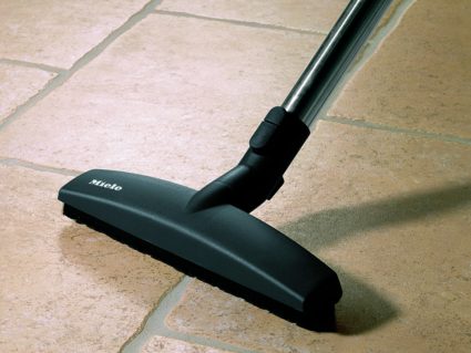 Miele Classic C1 Cat & Dog PowerLine - SBBN0 - Image 9